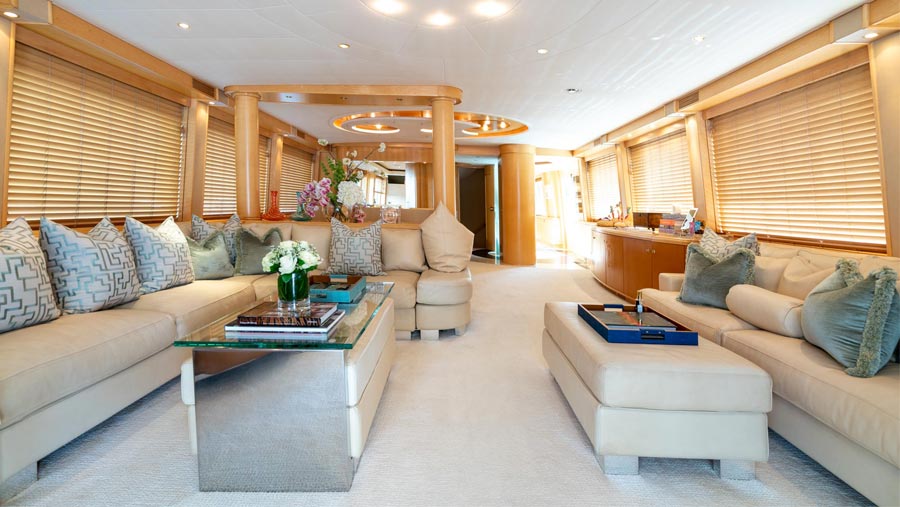 Gusto-84-kuipers-RPH-expedition-yacht-for-sale-master-stateroom