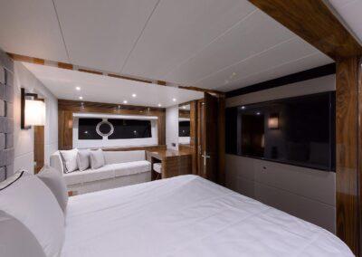 75-Sunseeker-Golden-Ours-luxury-yacht-charter-27