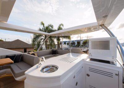 75-Sunseeker-Golden-Ours-luxury-yacht-charter-45