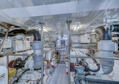 Gusto-84-kuipers-explorer-yacht-for-sale-Engine-Room-1
