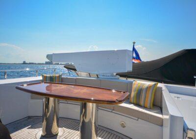 Gusto-84-kuipers-explorer-yacht-for-sale-Sundeck-Dining