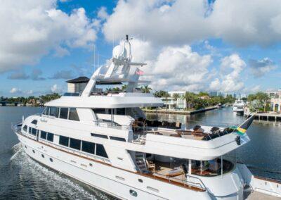127-crescent-inspired-luxury-yacht-for-sale-aerial-16