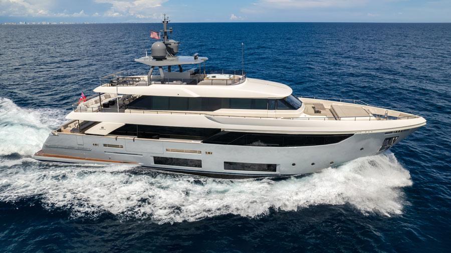 COFINA-108-Custom-Line-Luxury-charter-yacht-featured-profile